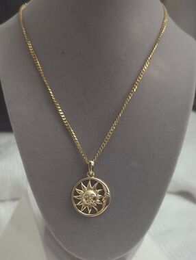 Gold Sun Face Pendant Necklace - Women's Jewelry